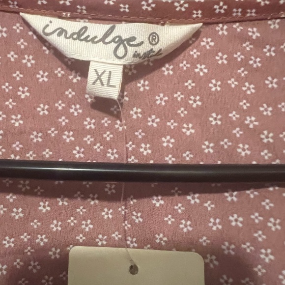 Ladies boutique dress - Picture 3 of 3